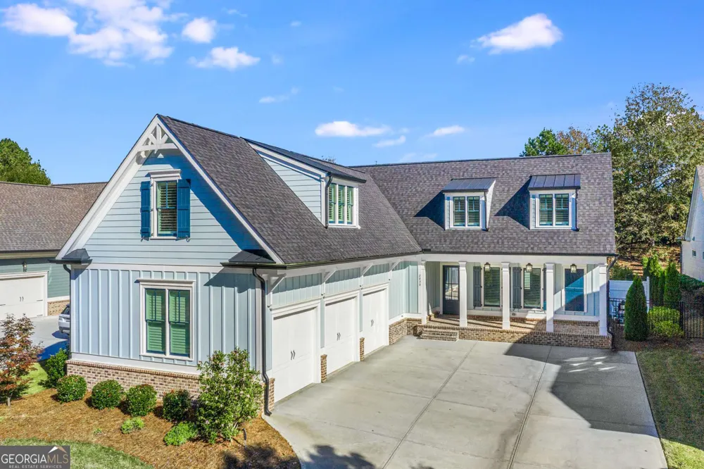 2030 Greenleffe DR Statham, GA 30666