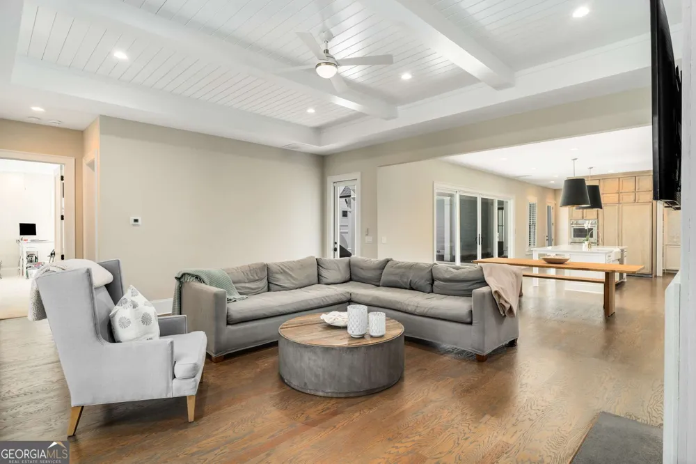 2030 Greenleffe DR Statham, GA 30666