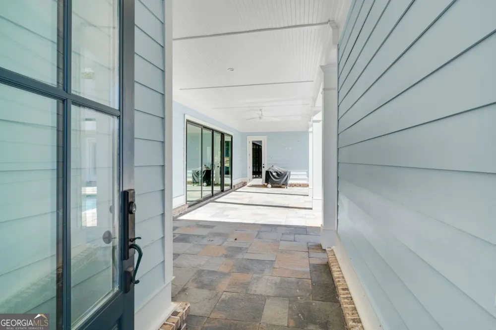 2030 Greenleffe DR Statham, GA 30666