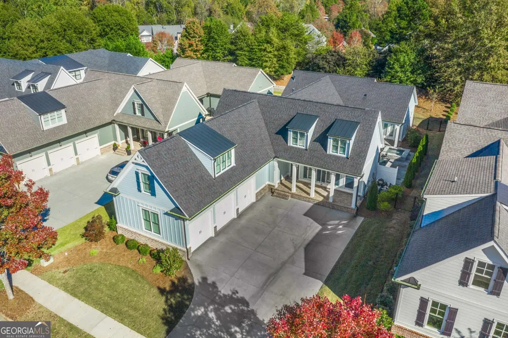 2030 Greenleffe DR Statham, GA 30666