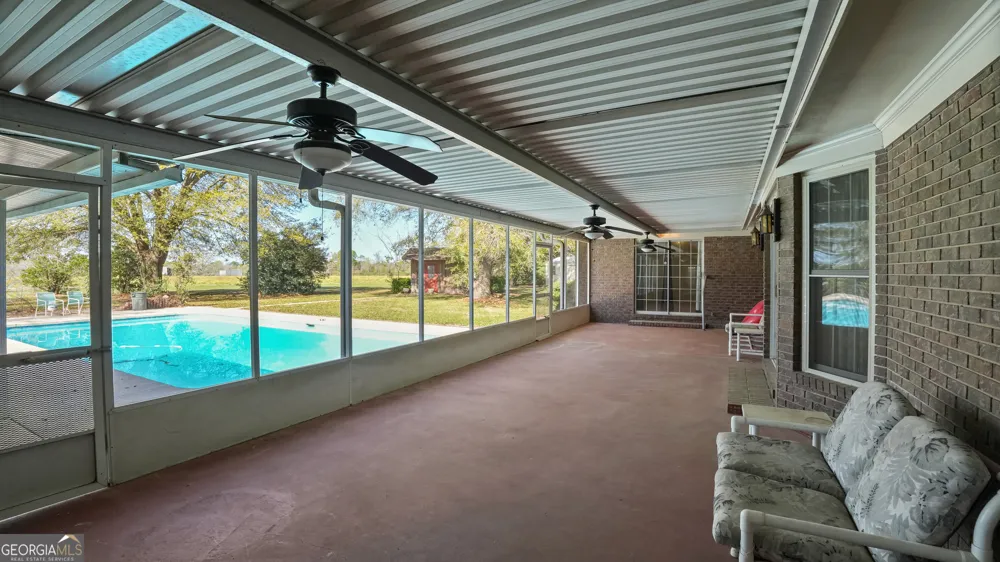 1535 Clifford Jones Screven, GA 31560