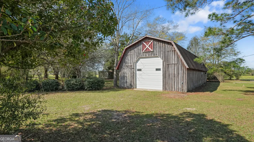 1535 Clifford Jones Screven, GA 31560