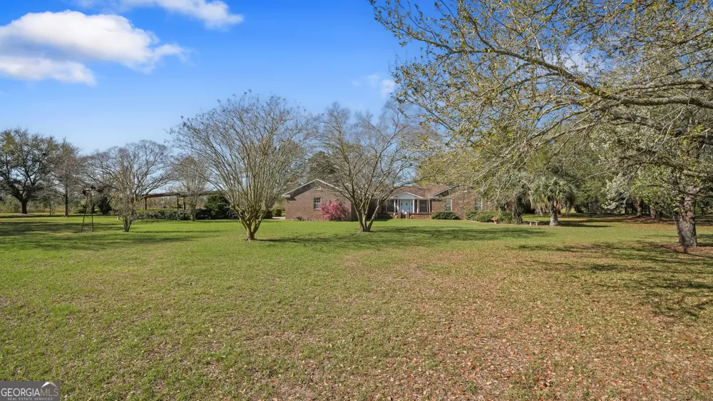 1535 Clifford Jones Screven, GA 31560
