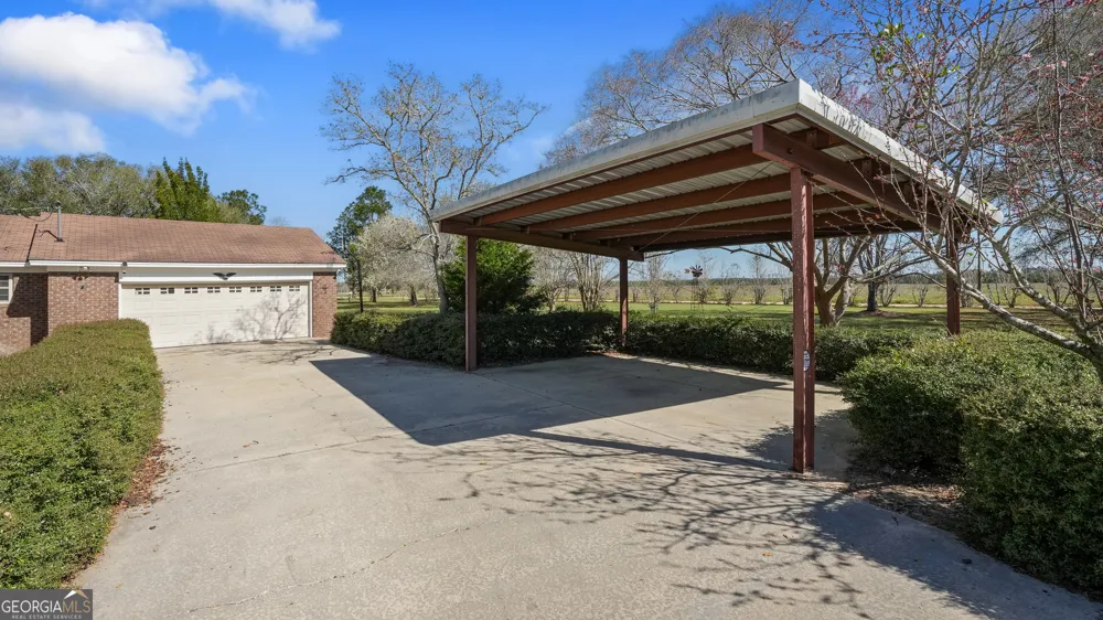 1535 Clifford Jones Screven, GA 31560