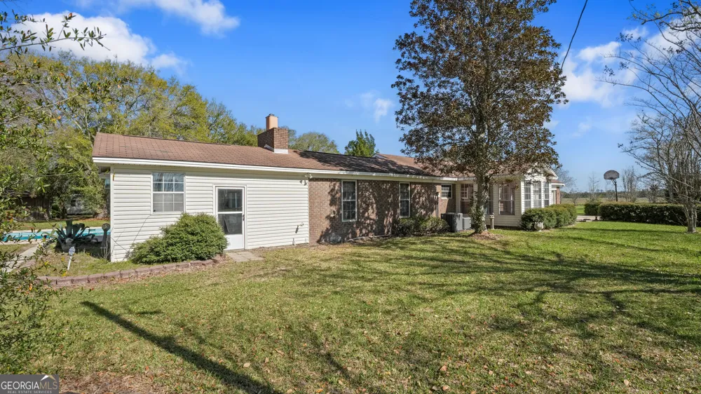 1535 Clifford Jones Screven, GA 31560
