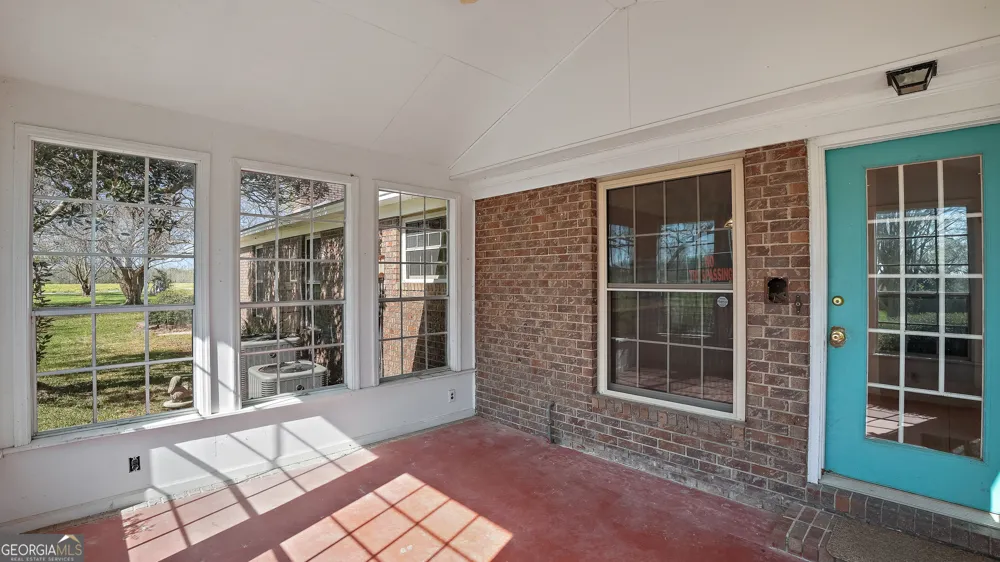 1535 Clifford Jones Screven, GA 31560