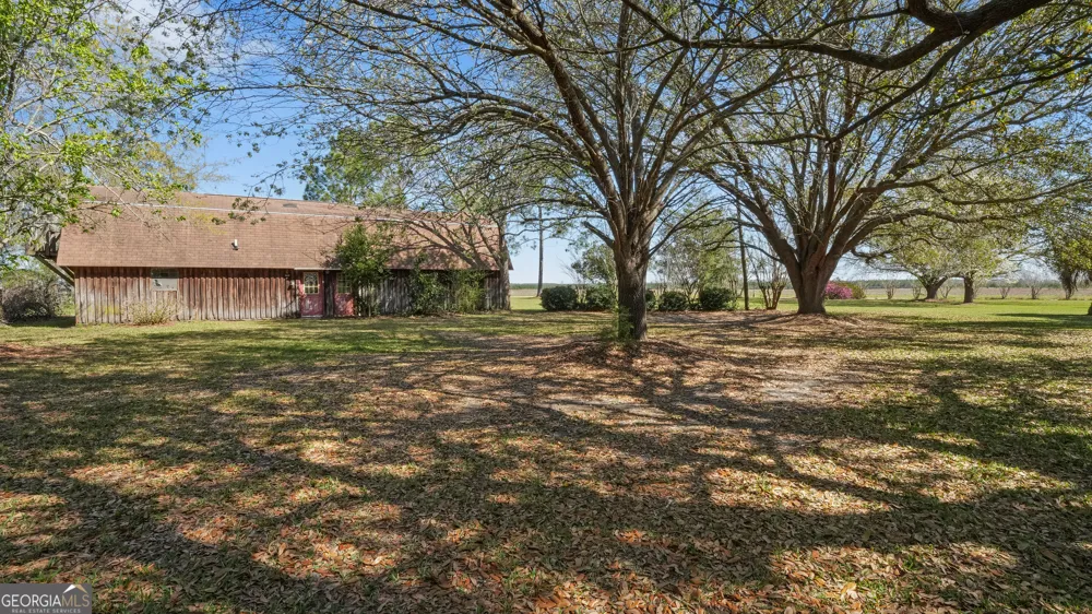 1535 Clifford Jones Screven, GA 31560