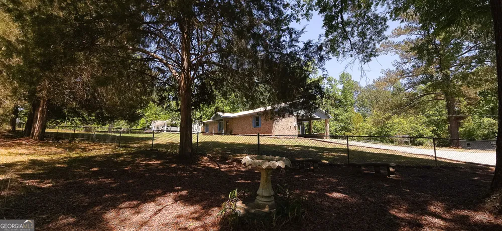 6404 Cartledge RD Box Springs, GA 31801