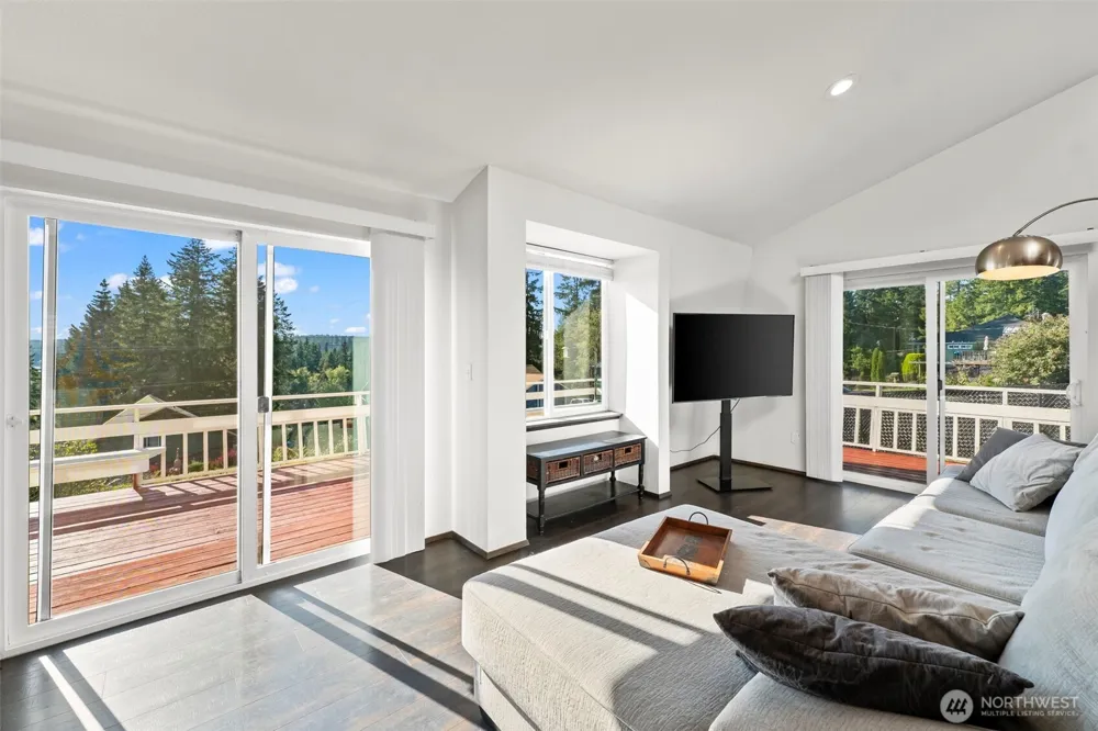 220 E Olympic Drive Grapeview, WA 98546