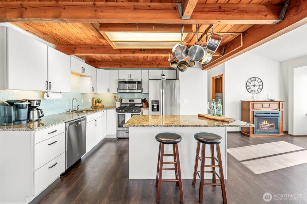 220 E Olympic Drive Grapeview, WA 98546