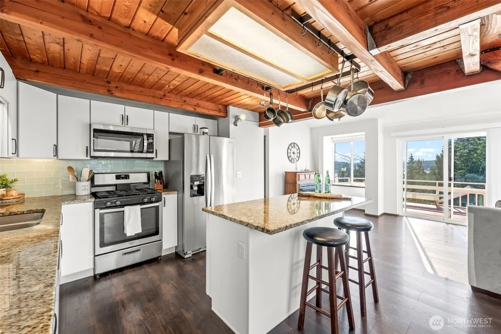 220 E Olympic Drive Grapeview, WA 98546