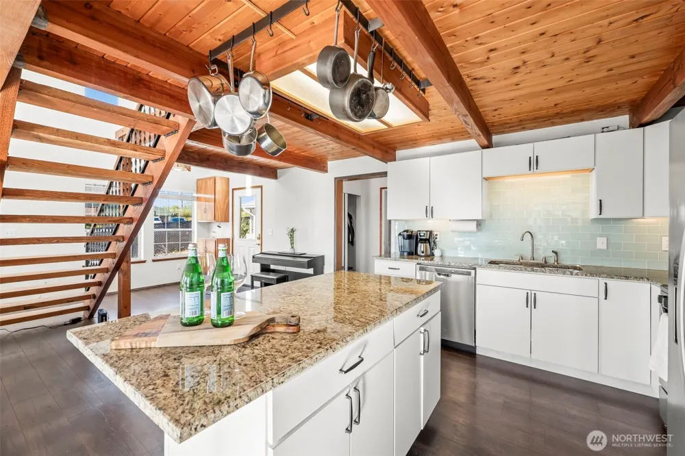 220 E Olympic Drive Grapeview, WA 98546