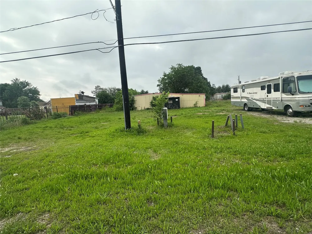 13241 Highway 59 Frontage Rd Kendleton, TX 77451