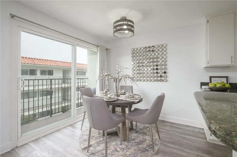 1720 Ardmore Avenue #224 Hermosa Beach, CA 90254