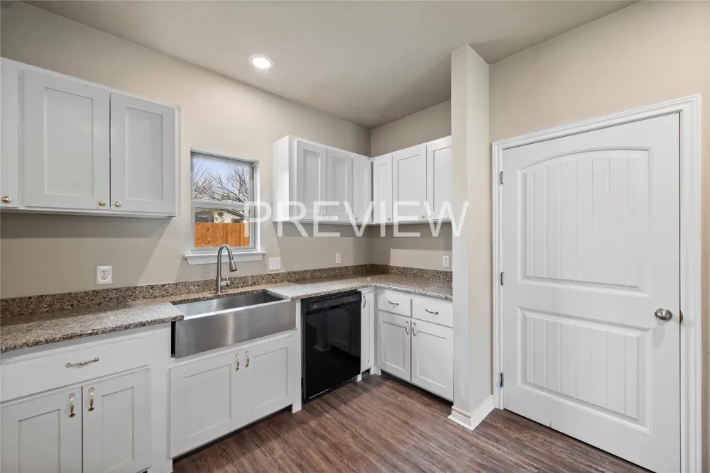 2877 Conveyor Drive #A Burleson, TX 76028