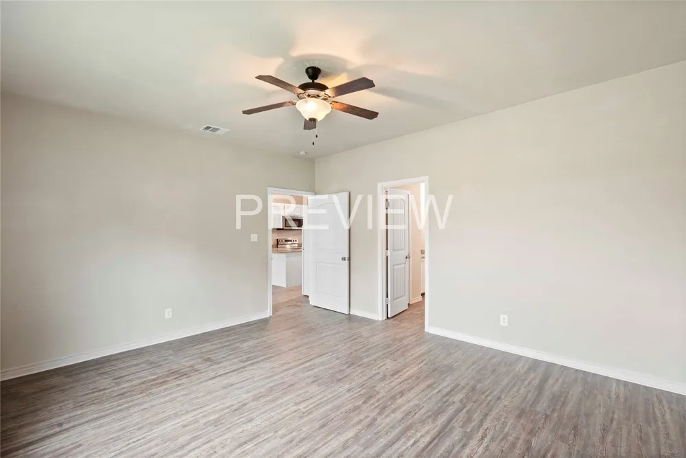 2877 Conveyor Drive #A Burleson, TX 76028