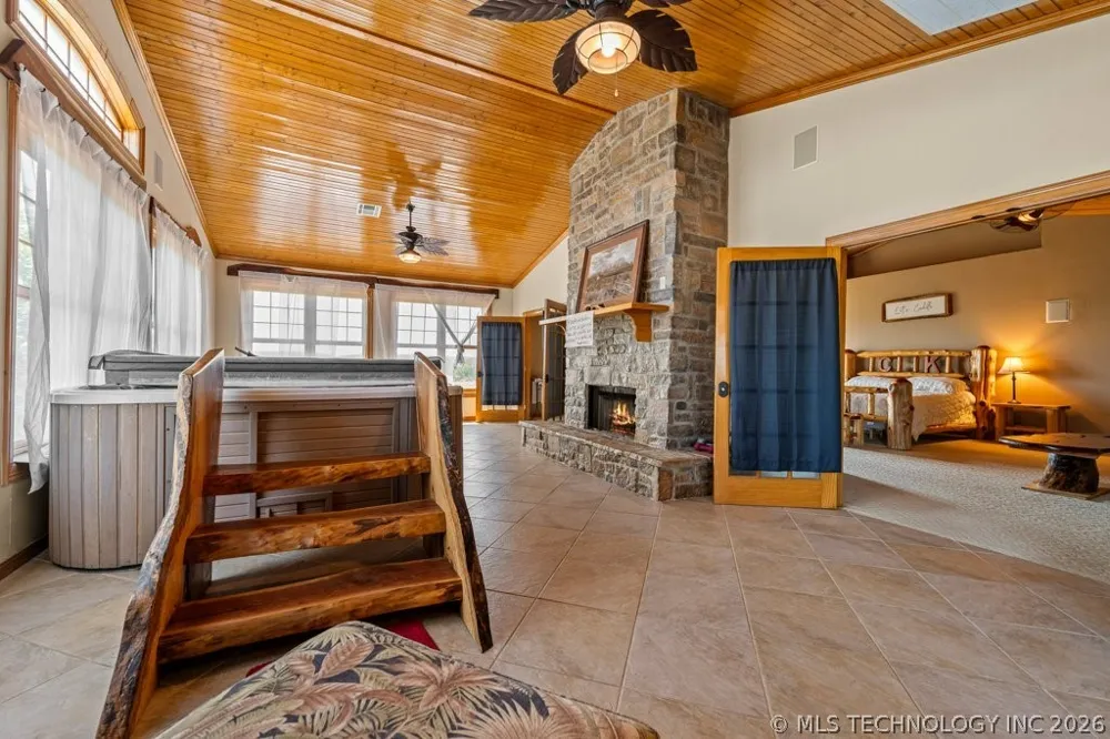 10034 E 233rd S Porum, OK 74455