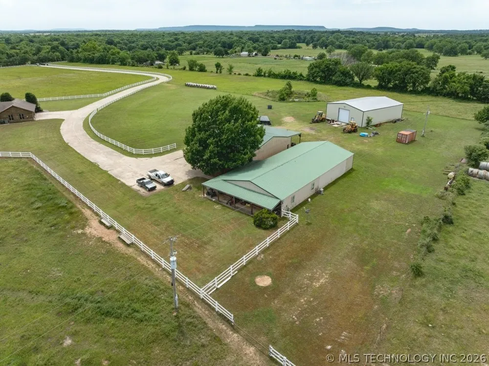10034 E 233rd S Porum, OK 74455
