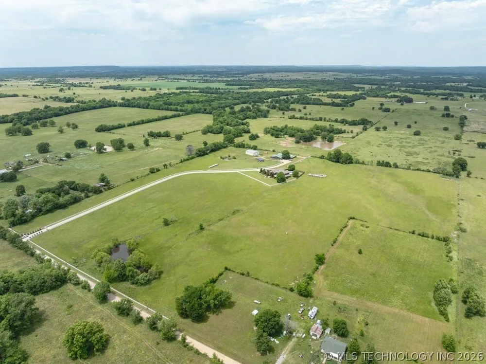 10034 E 233rd S Porum, OK 74455