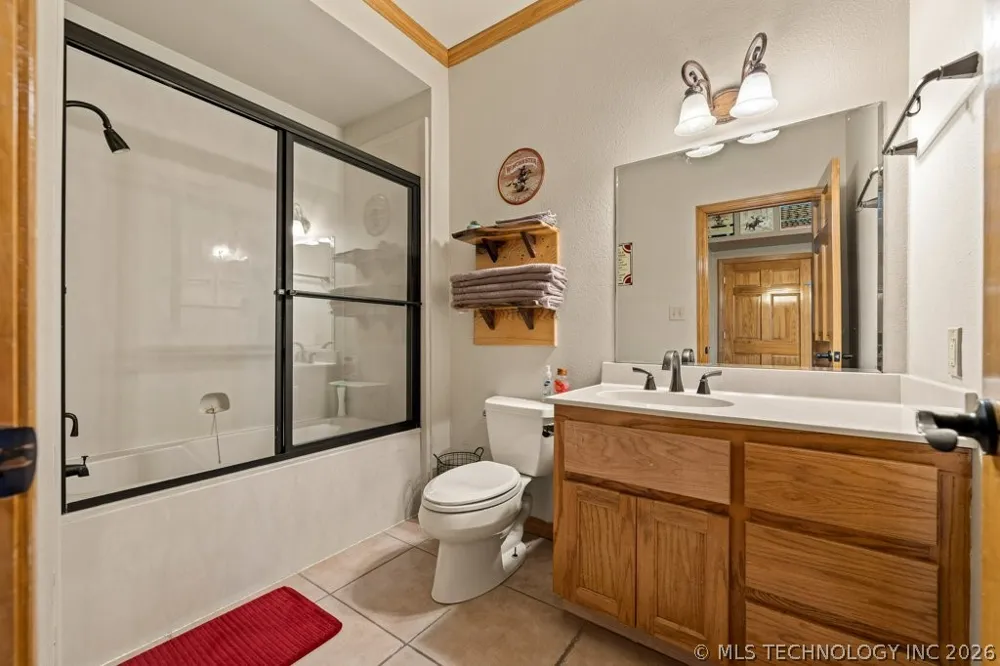 10034 E 233rd S Porum, OK 74455