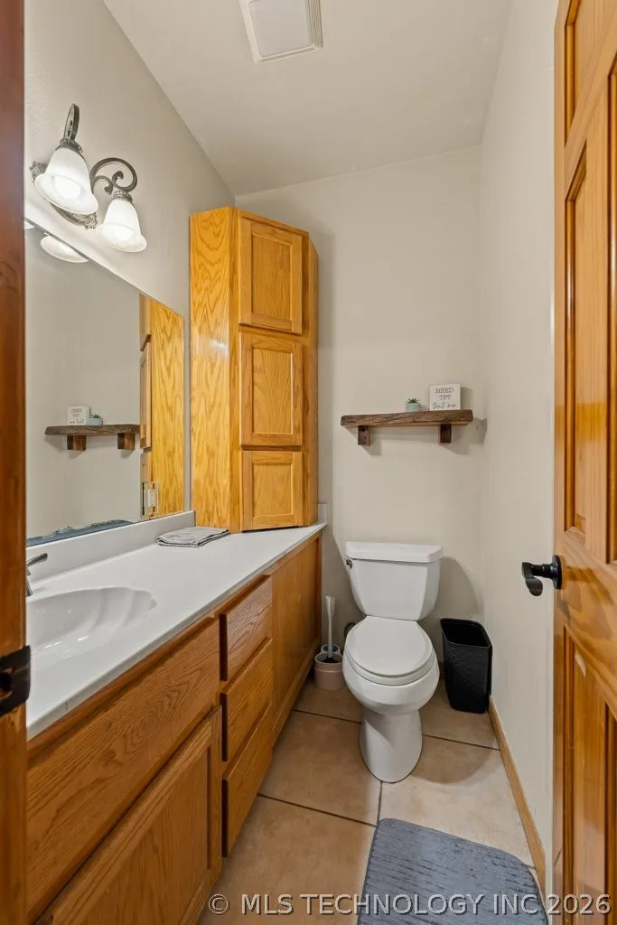 10034 E 233rd S Porum, OK 74455