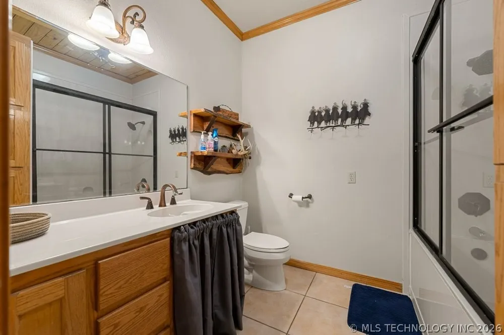 10034 E 233rd S Porum, OK 74455