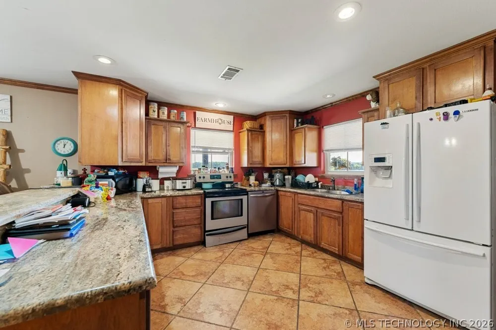 10034 E 233rd S Porum, OK 74455