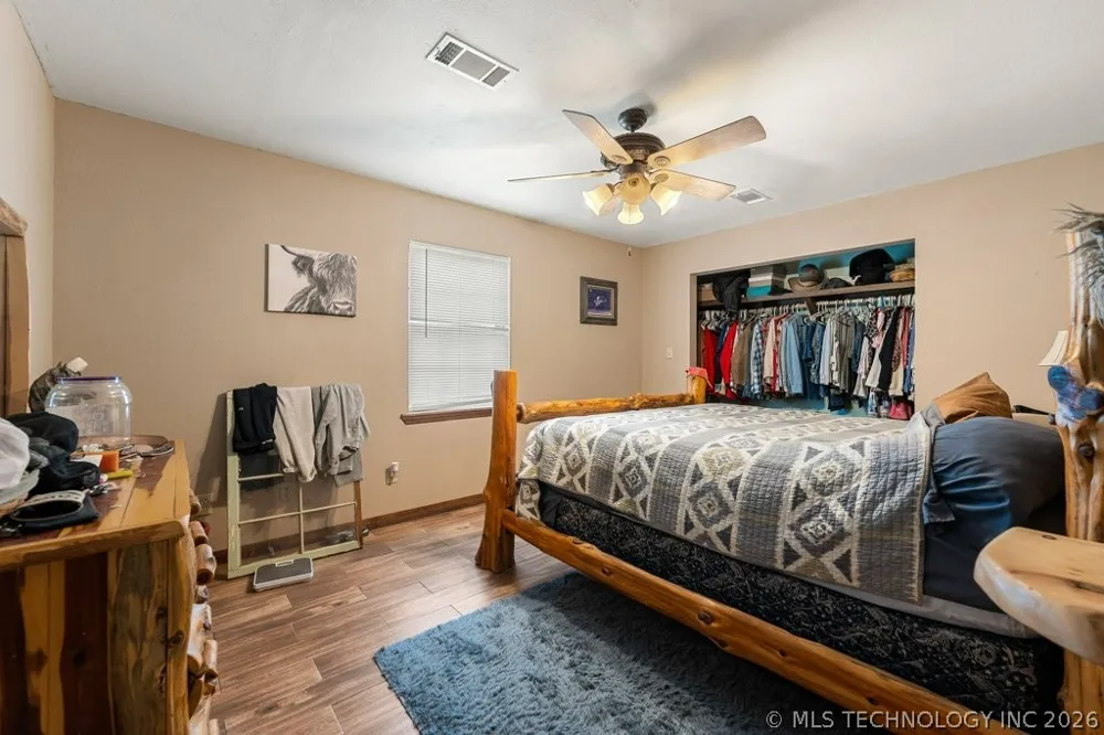 10034 E 233rd S Porum, OK 74455