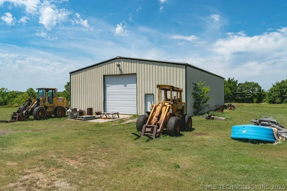 10034 E 233rd S Porum, OK 74455