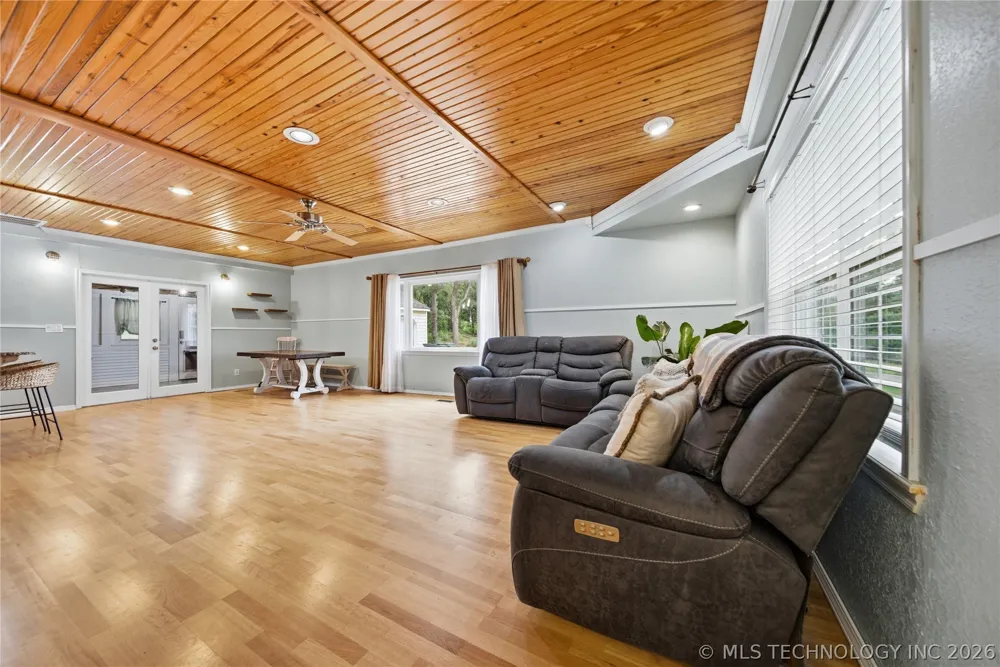 4212 W Stonehenge Drive Cleveland, OK 74020