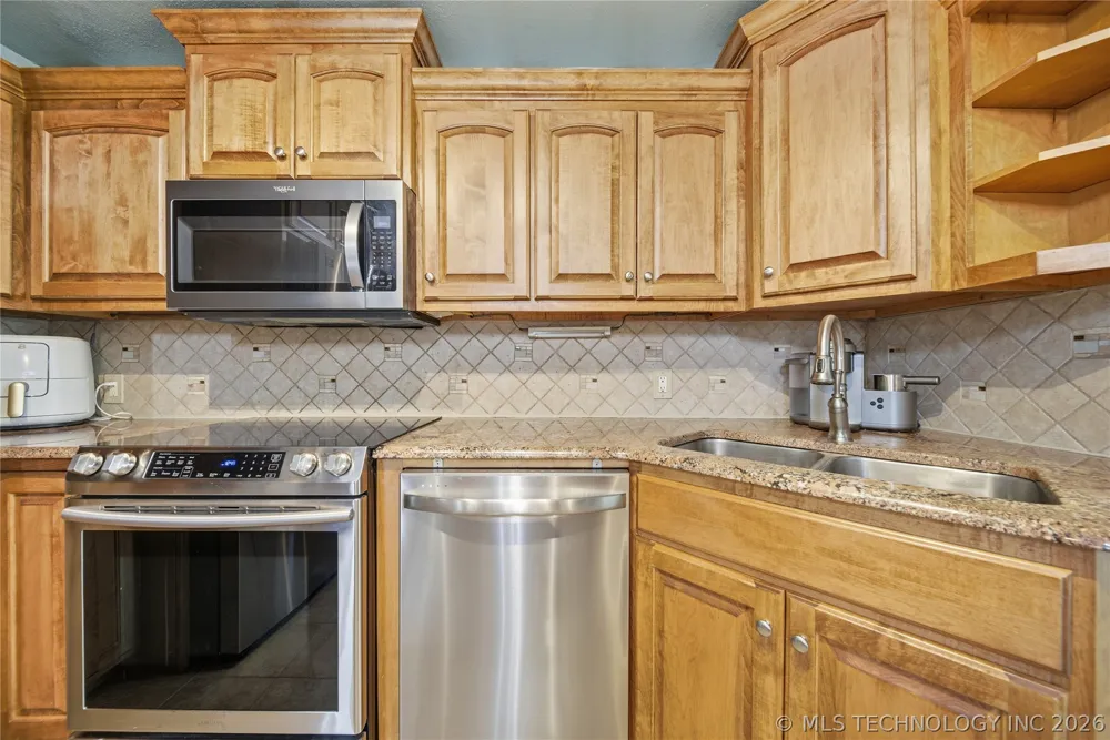 4212 W Stonehenge Drive Cleveland, OK 74020