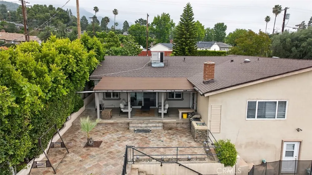 4809 Lowell Avenue La Crescenta, CA 91214