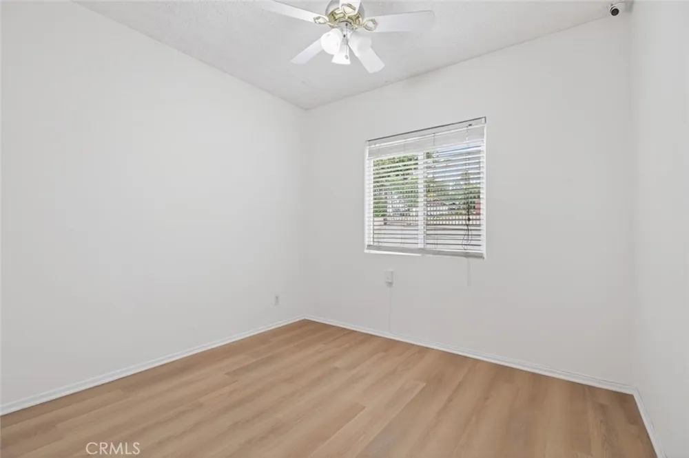 4809 Lowell Avenue La Crescenta, CA 91214