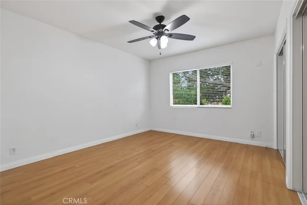 4809 Lowell Avenue La Crescenta, CA 91214