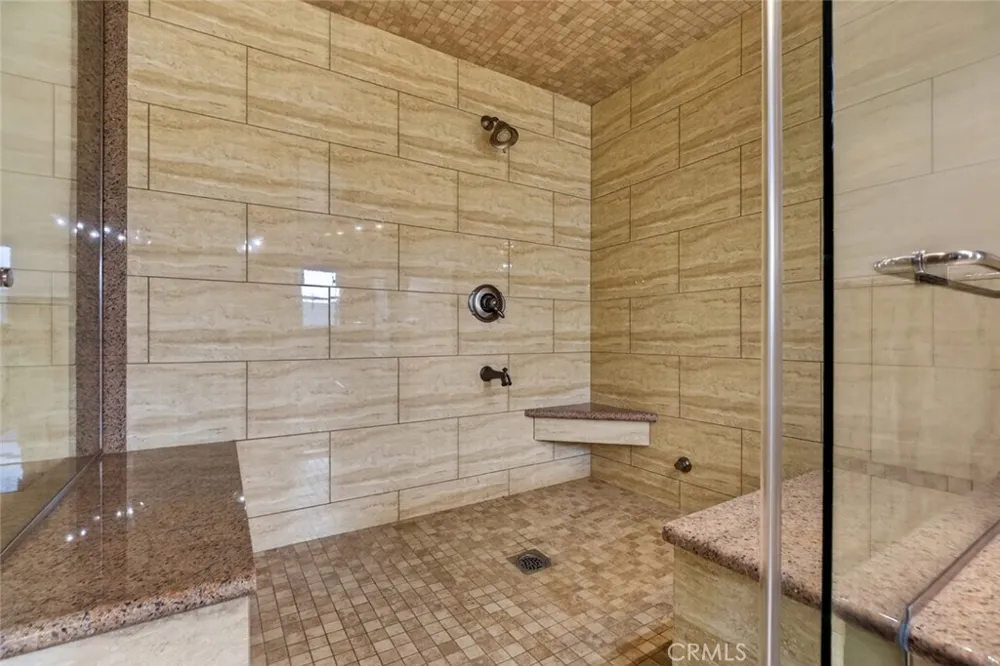 4809 Lowell Avenue La Crescenta, CA 91214