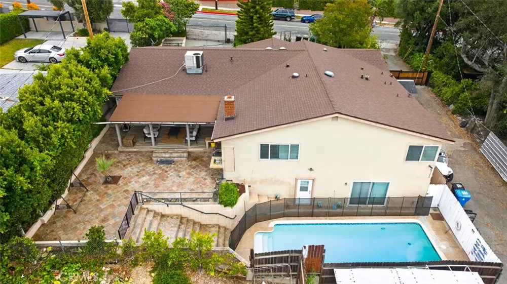 4809 Lowell Avenue La Crescenta, CA 91214