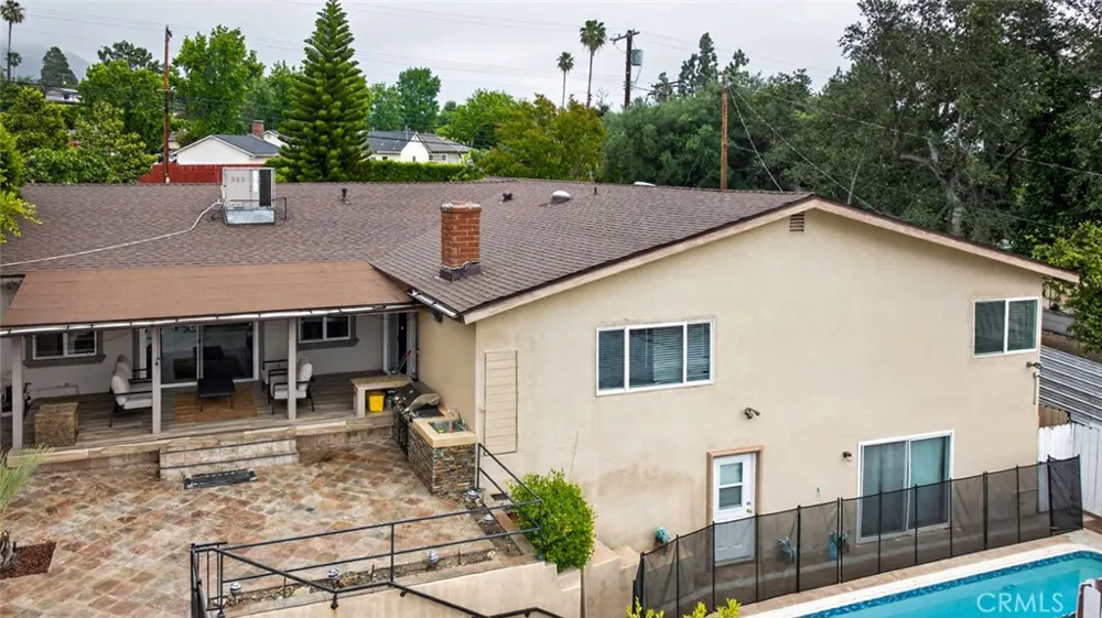 4809 Lowell Avenue La Crescenta, CA 91214