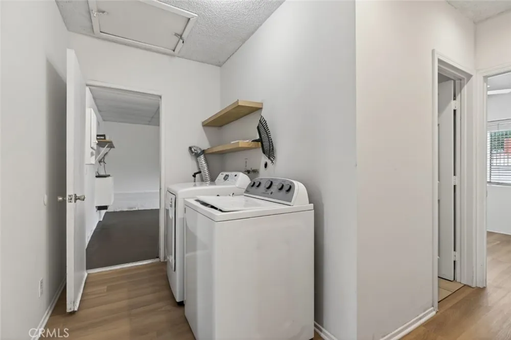 4809 Lowell Avenue La Crescenta, CA 91214