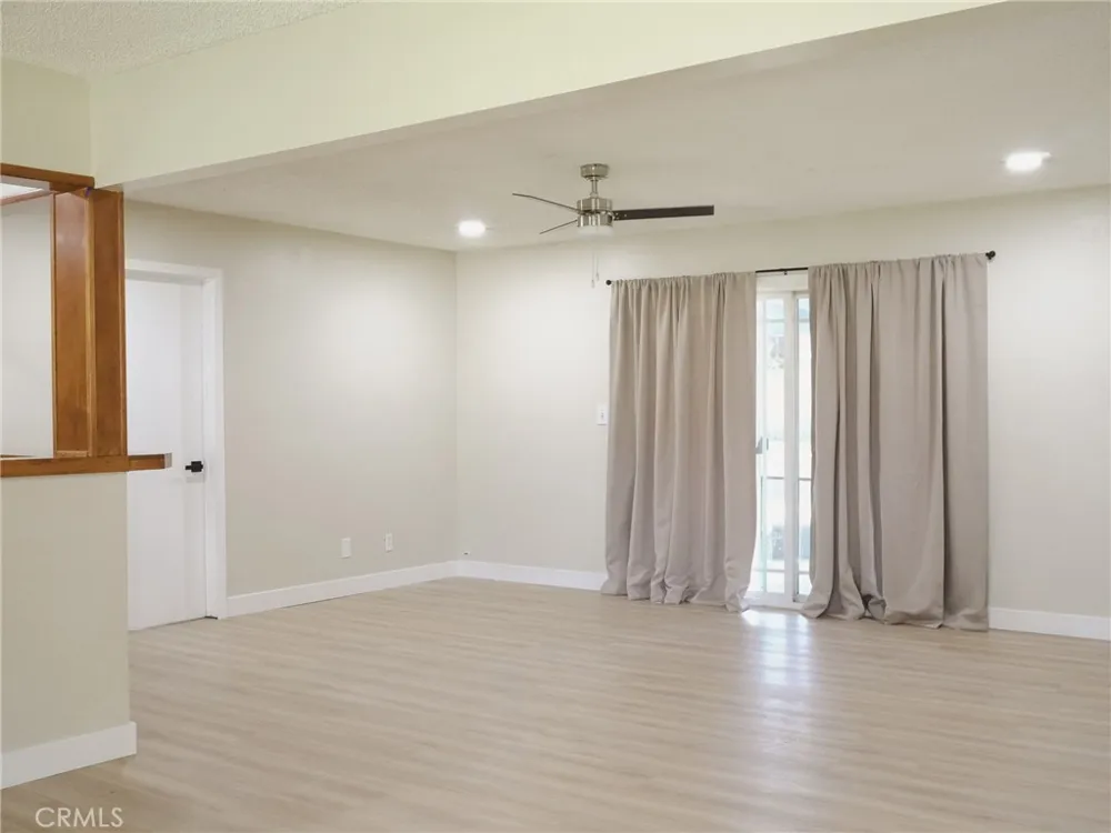 5094 Crescent Street San Bernardino, CA 92407