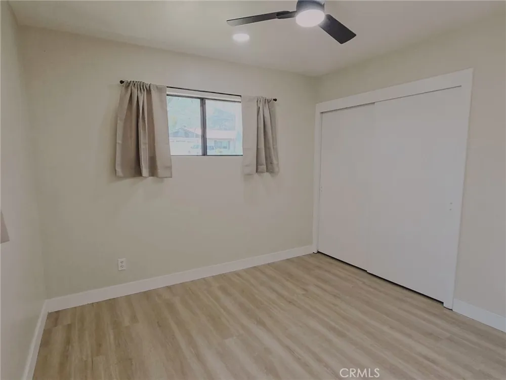 5094 Crescent Street San Bernardino, CA 92407