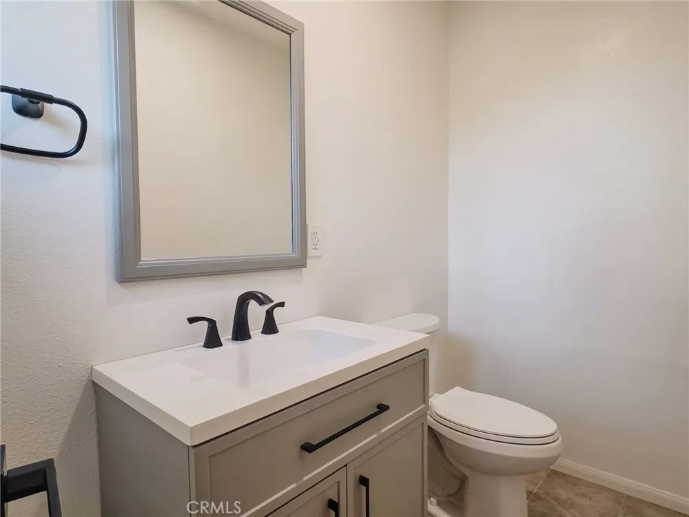 5094 Crescent Street San Bernardino, CA 92407