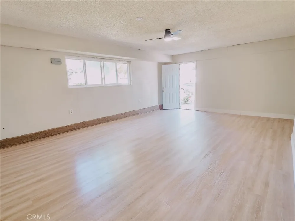 5094 Crescent Street San Bernardino, CA 92407