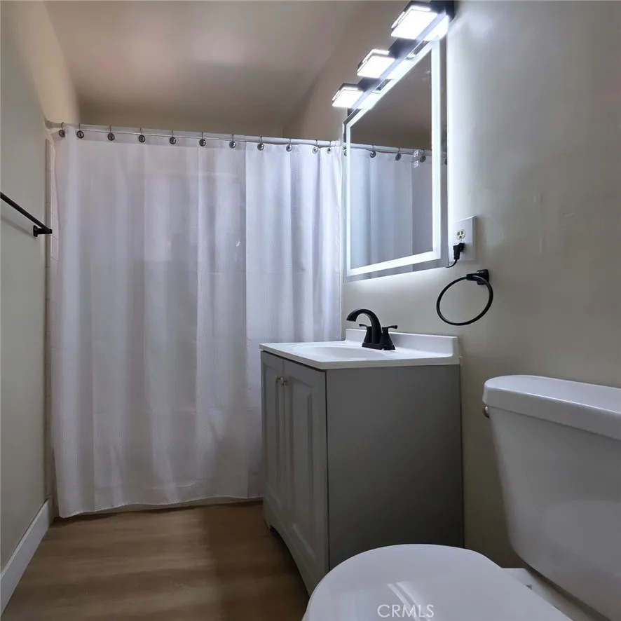 5094 Crescent Street San Bernardino, CA 92407