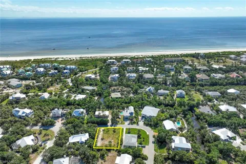 524 Lagoon Drive