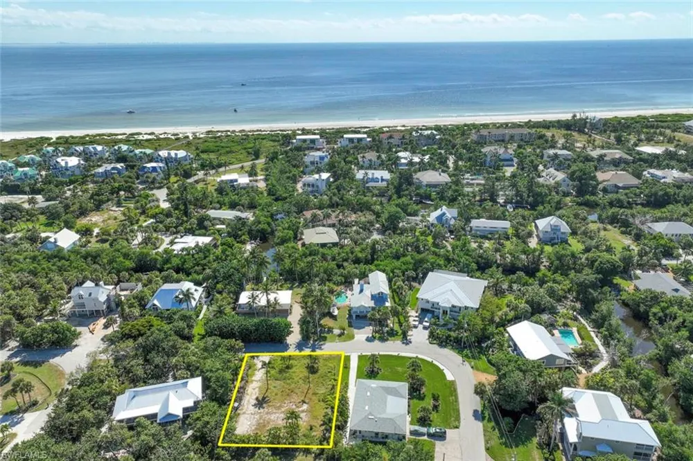524 Lagoon Drive Sanibel, FL 33957
