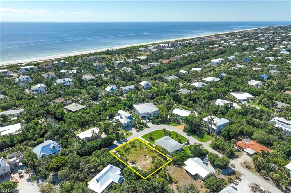 524 Lagoon Drive Sanibel, FL 33957