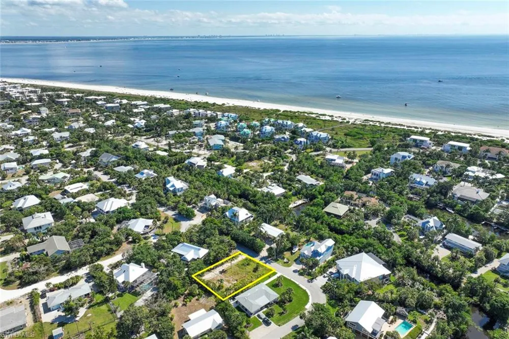 524 Lagoon Drive Sanibel, FL 33957
