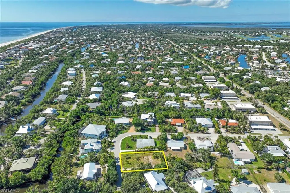 524 Lagoon Drive Sanibel, FL 33957