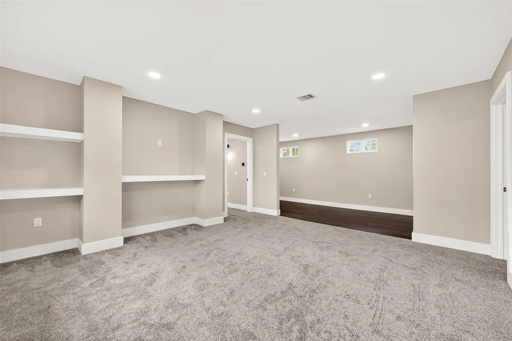 803 County Road 772 Damon, TX 77430
