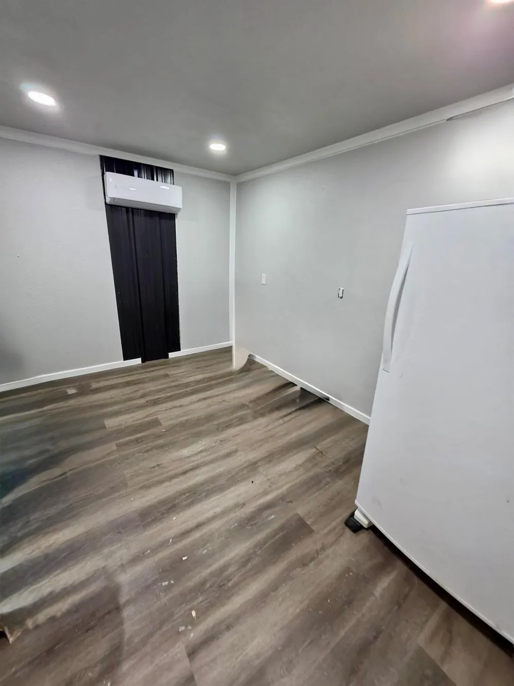803 County Road 772 Damon, TX 77430